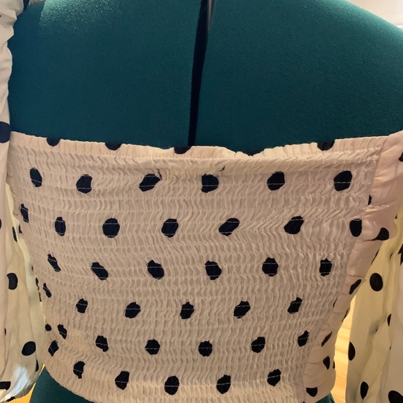 Polka crop top with long puffy sleeves - Picture 6 of 8